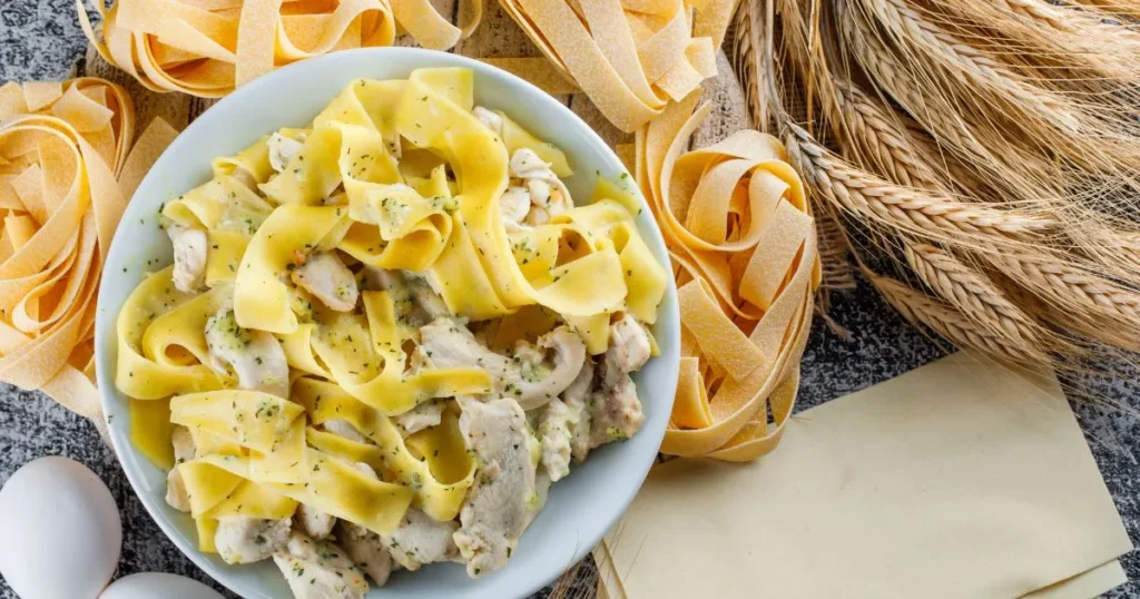 Discover the top 5 chicken Alfredo recipes for a creamy, flavorful dinner. Easy, delicious, and perfect for any night of the week.
