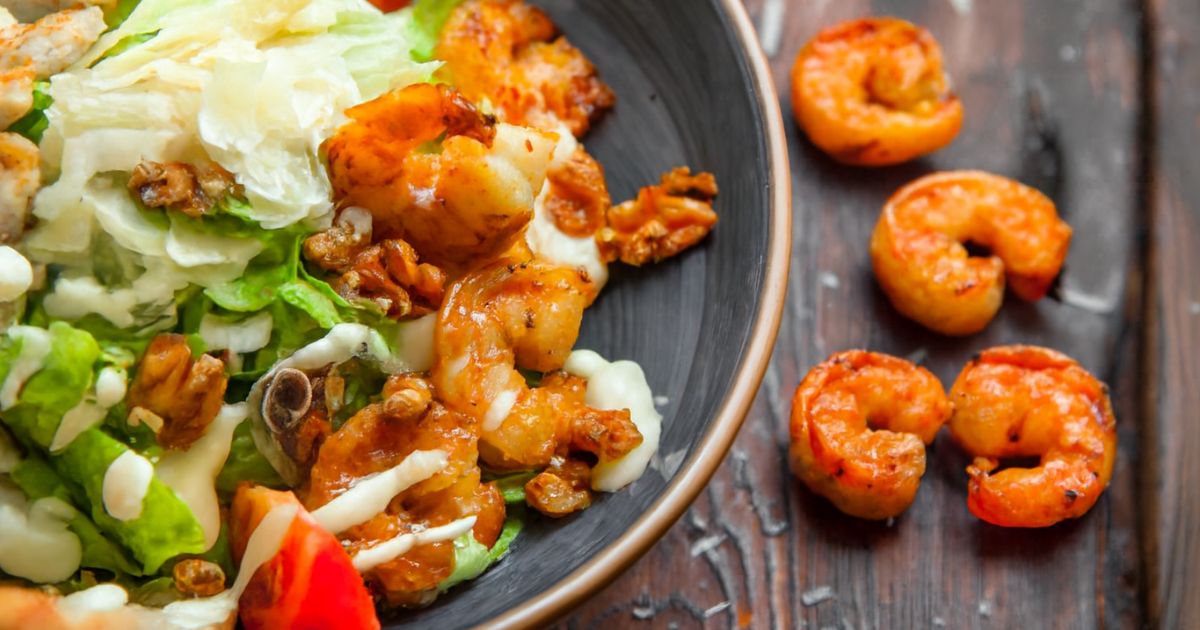 mayonnaise walnut shrimp